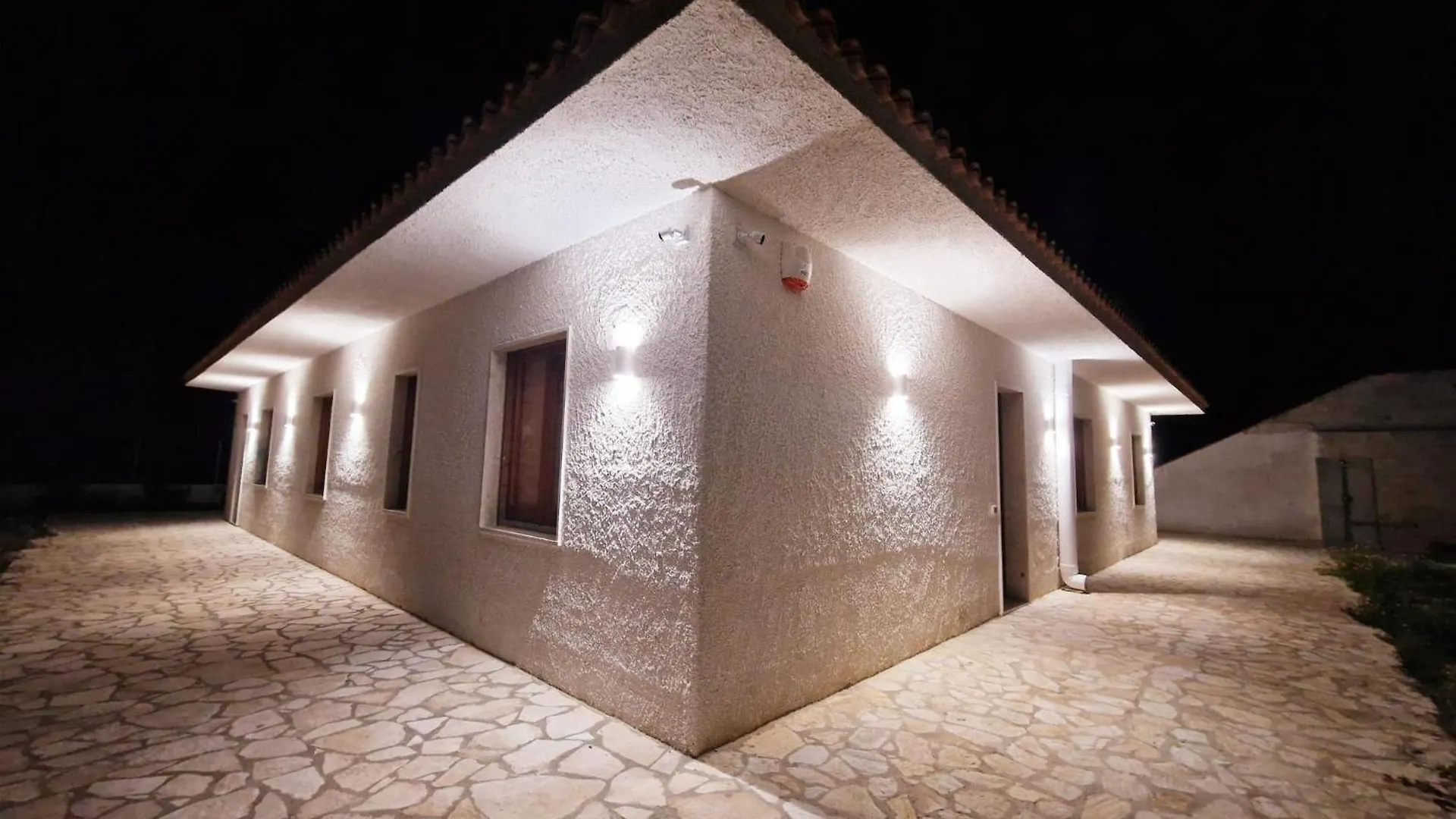 Casa Baciata Dal Mare Villa Marsala Italy